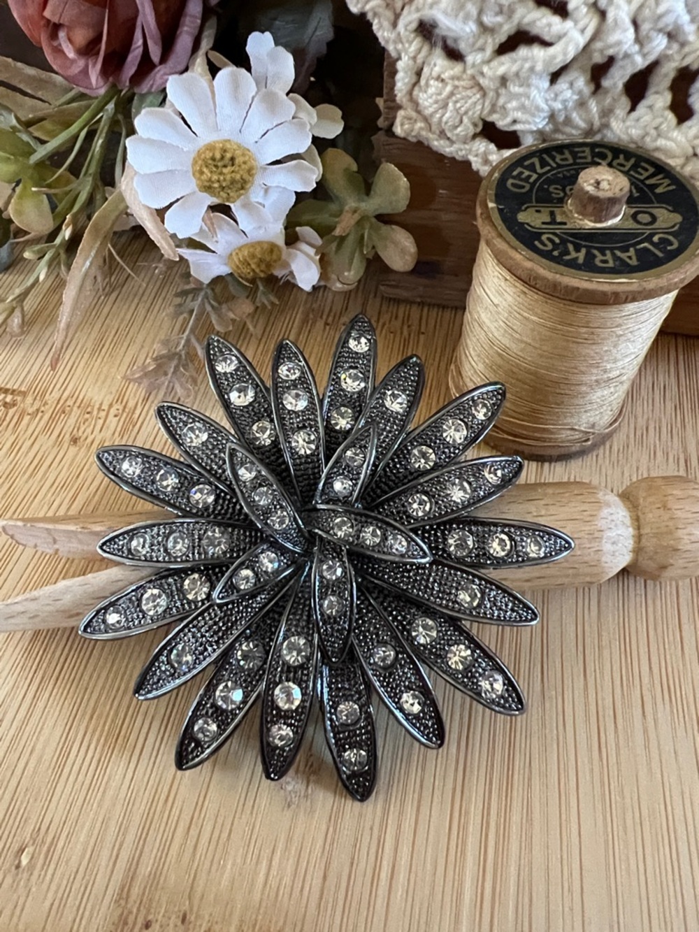 Vintage 90s Kenilworth Pewter Rhinestone Floral Brooch